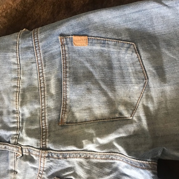 SALE ‼️Mango Bermuda Jeans in VGUC 👖👖👖 - Picture 3 of 7
